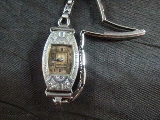 Vtg Bulova Art Nouveau Women ' s 15 Jewels Wristwatch w/Saber Band Parts/Restore 4