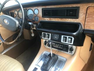 1977 Jaguar XJ Tan 8