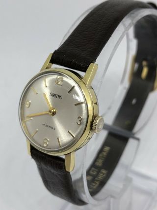 Ladies Vintage Smiths Gold Plated 17j Mechanical Watch In