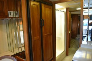 2003 Country Coach Allure 40 CPSG Crown Point 18