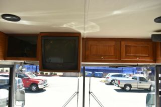 2003 Country Coach Allure 40 CPSG Crown Point 8