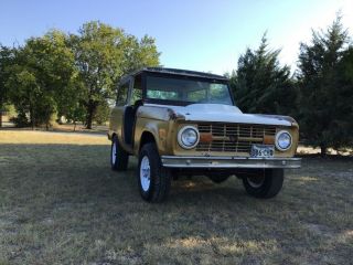 1977 Ford Bronco 2