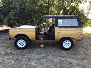 1977 Ford Bronco 8