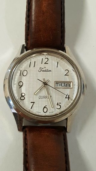 Rare Vintage Mens (sears) Tradition Swiss Made Watch.  Runs.  Good Shape.