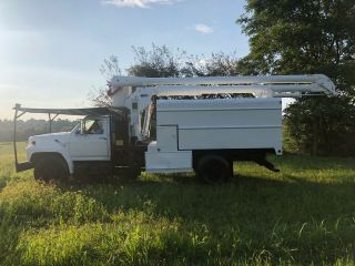 1991 Ford F700 2