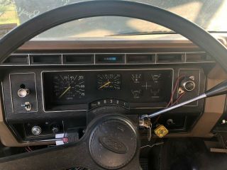 1991 Ford F700 8