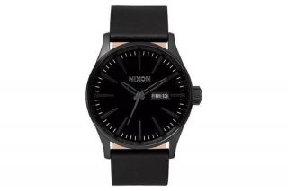 Nixon Sentry Leather In All Black A105001 - 00 Nwt
