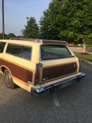 1977 Ford Country Squire LTD 8
