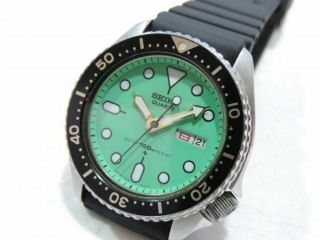 Seiko Diver 7548 - 700c Day Date Green 150m Rare Quartz Authentic Mens Watch