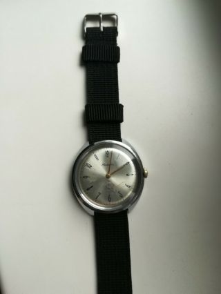 Mens USSR Raketa (Pobeda) Vintage Soviet Watch with a Metal Band Strap 8