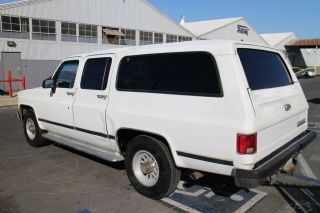 1991 Chevrolet Suburban 2500 3
