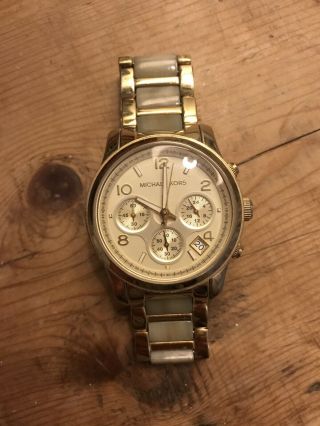 Marc Jacobs Watch Gold/ Cream With Spare Links