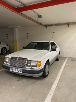 1989 Mercedes - Benz 300 - Series