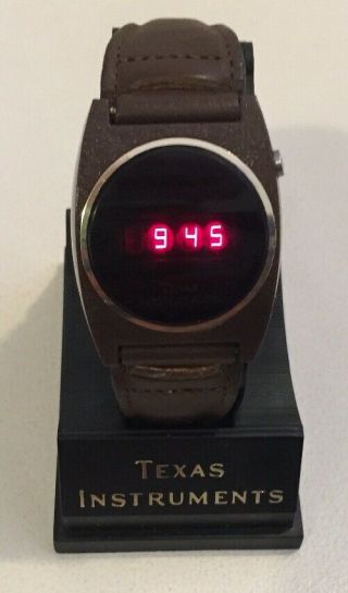 1970s Vintage Texas Instruments Series 500 Red Led Watch With Display Case,
