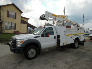 2011 Ford F - 550 4wd Bucket Truck 41ft Boom Bed Cng Fueled