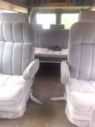 1991 Chevrolet G20 Van 3