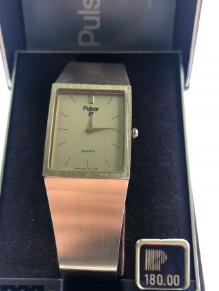 Vintage NOS Pulsar Quartz Gold Tone Mens Watch Model V 320 2