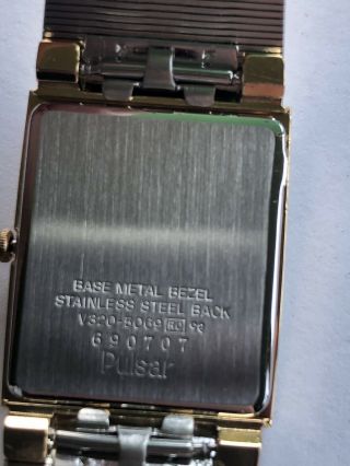 Vintage NOS Pulsar Quartz Gold Tone Mens Watch Model V 320 8