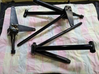 Dragster Bolt - On Front A - Arm Kit