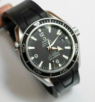 Omega Seamaster Professional Planet Ocean 42mm/600mts/ Ref.  29015091.  / Box/cards.