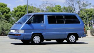 1987 Toyota 7 Passenger Van With " Buy It Now " Only