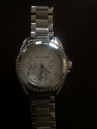 Michael Kors Day - Date MK5612 Wrist Watch for Women 4