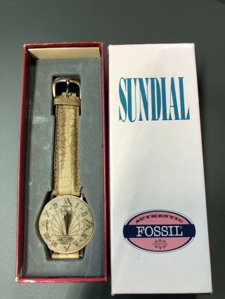 Watch - Fossil - Rare - Vintage - Sundial Wristwatch - Brown Leather Band - Runs On The Sun -