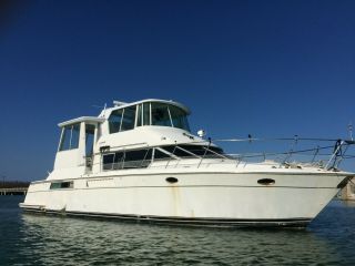 1997 Carver Yachts International Carver 500 Double Master Suite Cruiser,  Crew Cabin