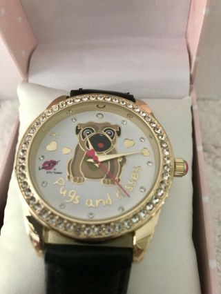 Betsey Johnson " Pugs And Kisses " Crystal Bezel Black Leather Band Watch Nwt