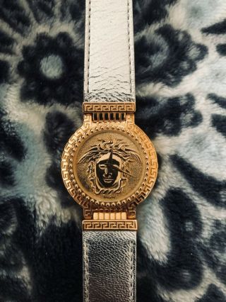 Gianni Versace Signature Medusa Gold Plated G10 Watch W/ Box From 1993 (unisex)