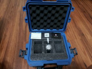 Victorinox Black Leather Chrono Watch 241657.  1 With Invicta 3 Slot Blue Case