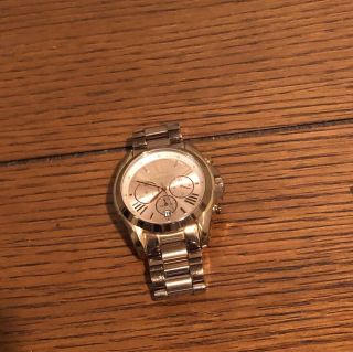 Michael Kors Bradshaw Rose Gold Mk5799 Wrist Watch For Women