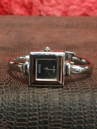Vintage Gucci Small Square Black Faced Bracelet Watch Silver Bangle Shield Jb4