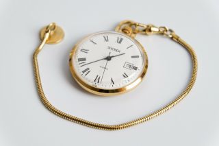 Sekonda Vintage Gold Plated Au5 17 Jewel Pocket Watch With Calendar