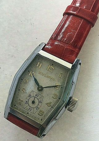Vintage Bulova Swiss Hand Winding Mens Watch With Large Crown