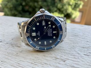Omega Seamaster Professional 2531.  80.  00 Automatic Full Size Blue Wave Dial