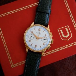 Universal Geneve Solid 18ct 750 Gold Chronograph Cal 285 Vintage 1940s