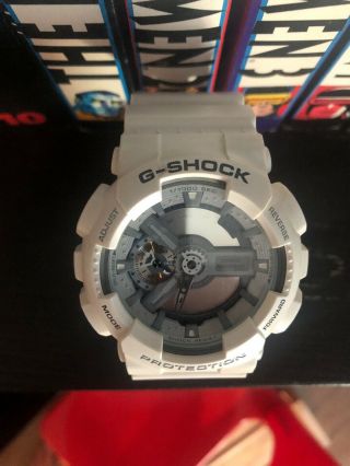 Casio G - Shock Ga110mw - 7a Ana - Digi Mens White Resin Watch Needs Battery
