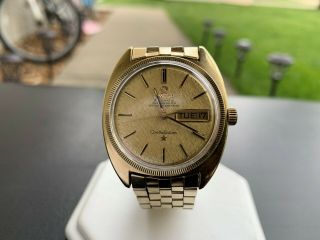 Rare Vintage Omega Constellation 18k Gold Bezel Textured Dial Day - Date Watch