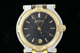 Vintage Gucci Ladies Watch 9000l Swiss 7 jewels Quartz - Runs 5