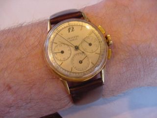 VINTAGE 1940’s UNIVERSAL GENEVE 283 CHRONOGRAPH 18k SOLID GOLD WATCH Nr 7