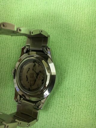 Seiko Men ' s SNZG13 Seiko 5 Automatic Stainless - Steel Bracelet Watch SNZG13K1 6
