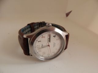 Timex Indiglo Gents Retro Watch With Day/date And Backlight