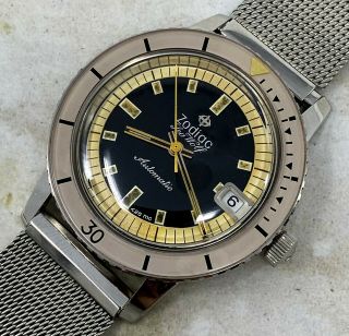Vintage Zodiac Seawolf Diver Wristwatch w/bakelite bezel NR 3