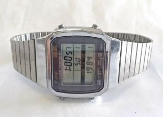 Vintage Pulsar Alarm Chronograph Digital Watch W040 - 5000 34mm Mens