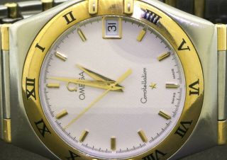 Omega Constellation SS/18K gold high fashion quartz men ' s watch w/ date 2