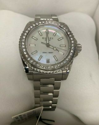 Gucci Dive Mother Of Pearl Dial Stainless Steel Ladies Watch Ya136406