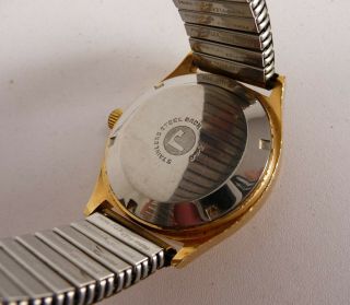 Vintage ROAMER Searock Quartz Gold Plated Men ' s Watch 4