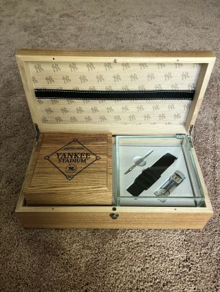 Grain York Yankees Watch & Kit - Limited Edition - MSRP $1495 RARE 3