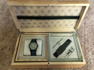 Grain York Yankees Watch & Kit - Limited Edition - MSRP $1495 RARE 4
